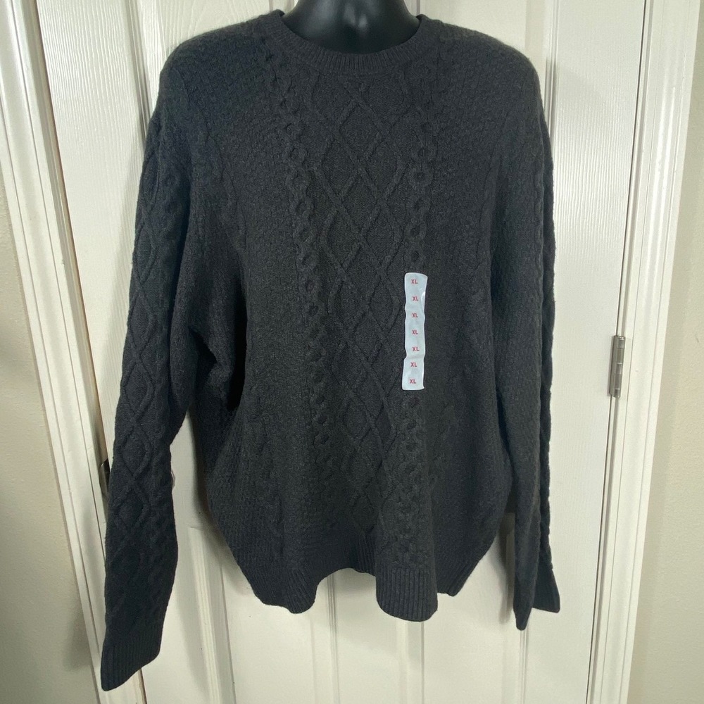 Old Navy Mens XL Gray Cable Knit Crew Neck Sweater Soft Warm Cozy Preppy